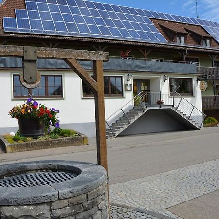Pension Adler Owingen エクステリア 写真
